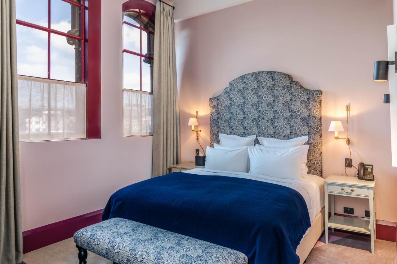The Observatory Hotel Christchurch Zewnętrze zdjęcie A bedroom at the hotel